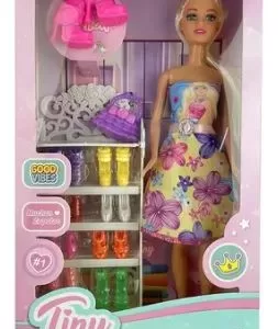 Muñeca Tiny Fantasy Fashion Con Accesorios